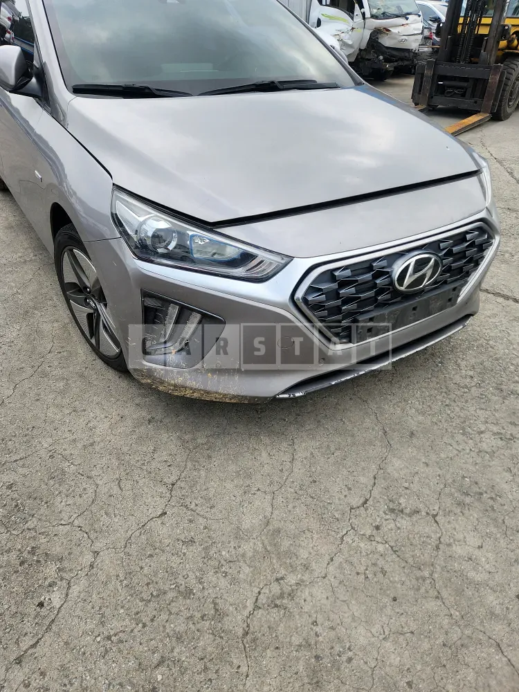 Photo 2 of 17: 2019 Hyundai IONIQ 1.6 Hybrid — Korean insurance auction