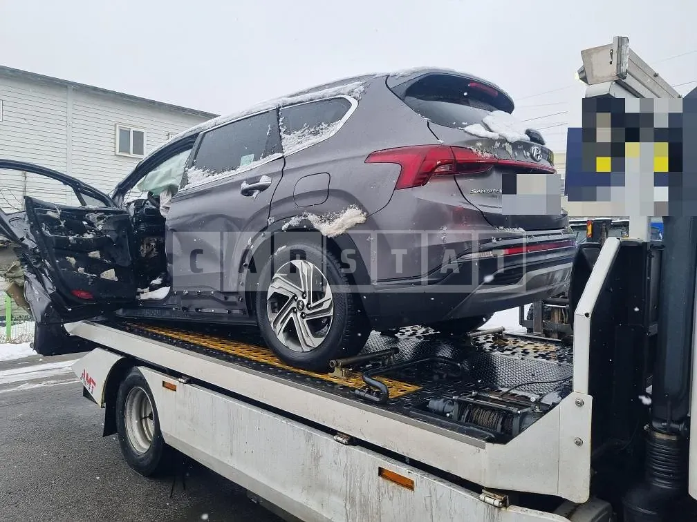 Photo 2 of 8: 2021 Hyundai Santa Fe TM 4WD — Korean insurance auction