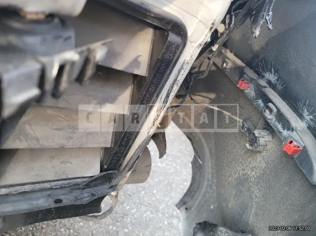 Photo 2 of 14: 2021 BMW 118d — Korean insurance auction