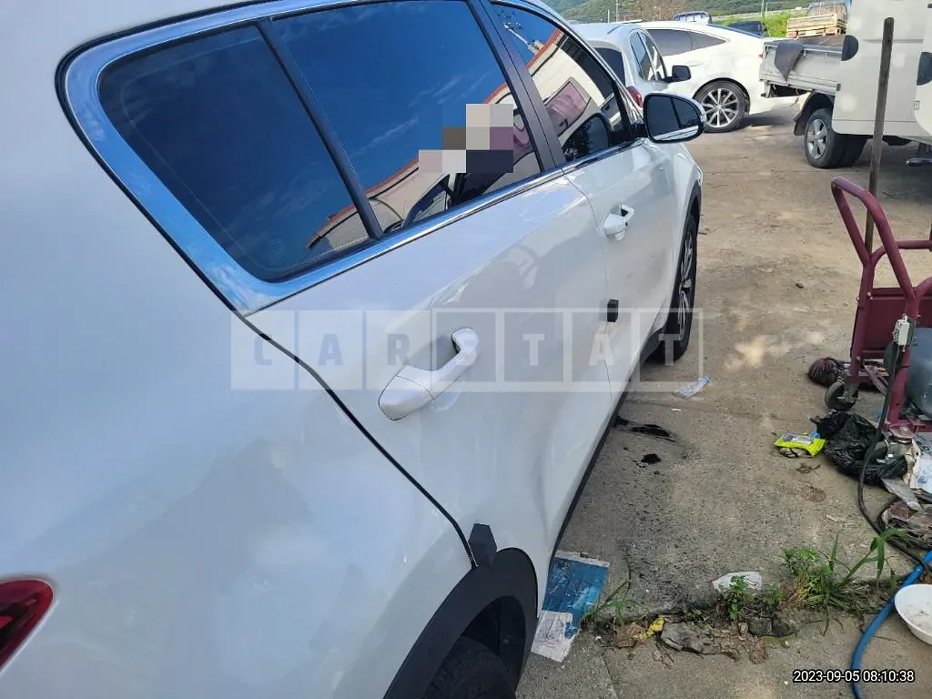 Photo 2 of 25: 2016 Kia Sportage 2.0 4WD, VIN KNAPN813DGK112206 — Korean insurance auction