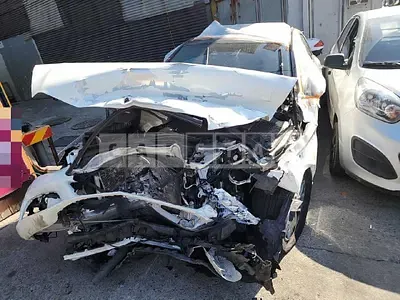 Photo 1 of 34: 2016 Mercedes-Benz C220 d, VIN WDDWF0EB4GR166875 — Korean insurance auction