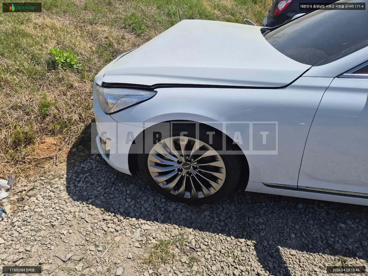 Photo 2 of 9: 2016 Hyundai Genesis EQ900, VIN KMHG241DDGU010502 — Korean insurance auction