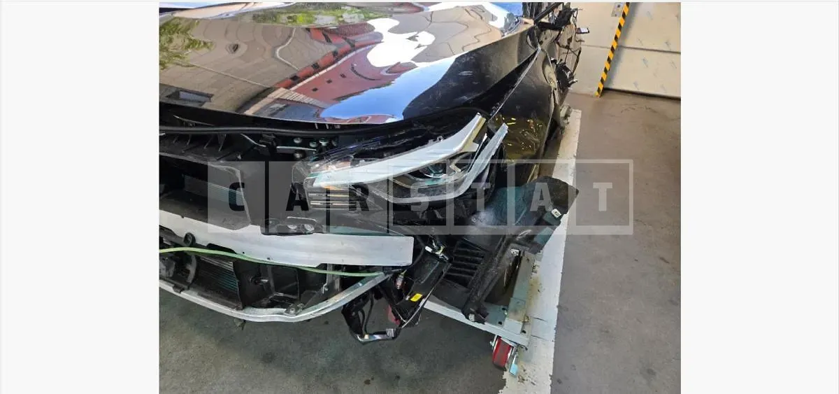 Photo 2 of 21: 2025 BMW M2 — Korean insurance auction