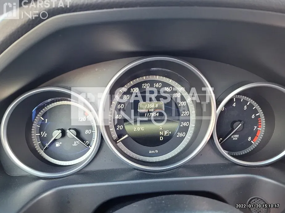 Photo 2 of 8: 2015 Mercedes-Benz E300, VIN WDDHF5FB2GB185051 — Korean insurance auction