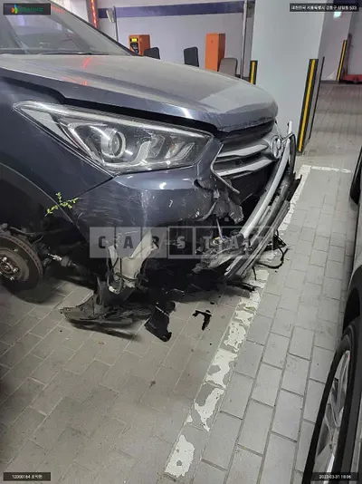 Photo 1 of 14: 2017 Hyundai Santa Fe, VIN KMHSW81UBJU789762 — Korean insurance auction