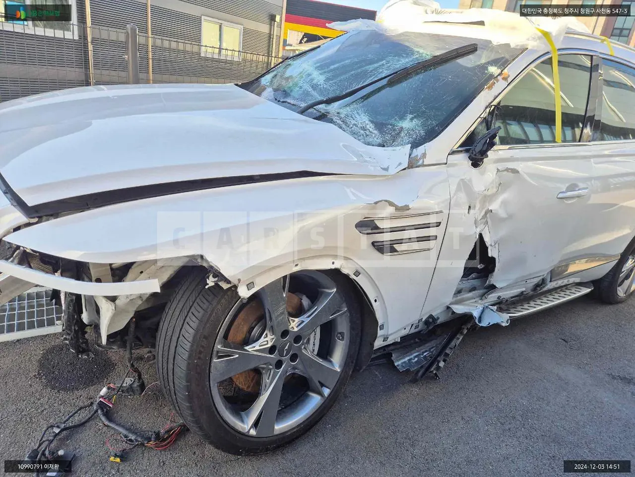 Photo 2 of 16: 2020 Genesis GV80, VIN KMTHC81CDLU027654 — Korean insurance auction