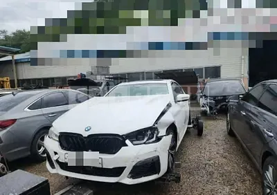Photo 1 of 12: 2020 BMW 530i — Korean insurance auction