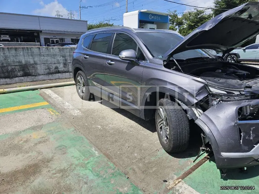 Photo 2 of 8: 2021 Hyundai Santa Fe TM — Korean insurance auction