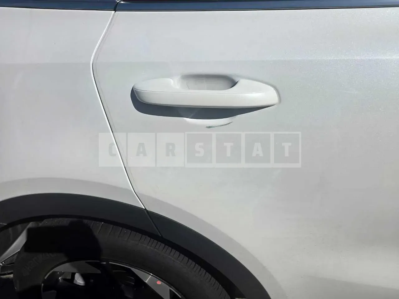 Photo 2 of 9: 2015 Hyundai Tucson, VIN KMHJ2815GGU093204 — Korean insurance auction