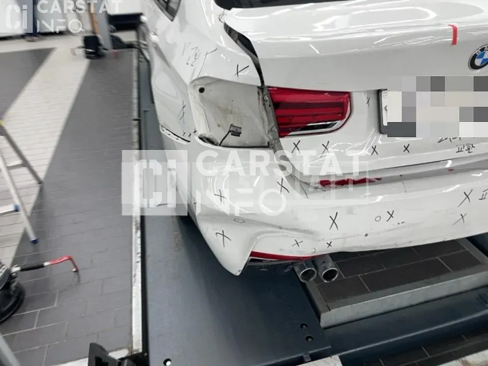 Photo 2 of 25: 2016 BMW 328i, VIN WBA8E9109GK437451 — Korean insurance auction