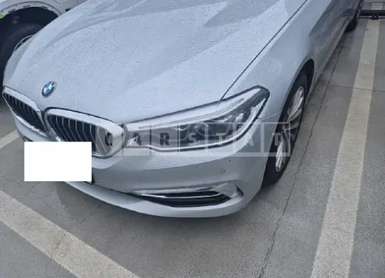 Photo 2 of 18: 2020 BMW 520d Luxury — Korean insurance auction