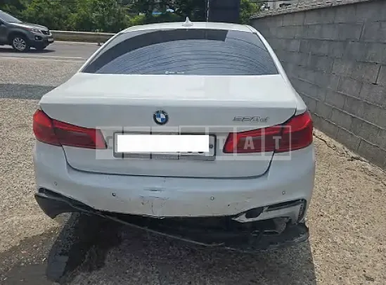Photo 2 of 10: 2018 BMW 520d — Korean insurance auction