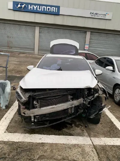 Photo 1 of 2: 2017 Hyundai Modern Ionic, VIN KMHC851CGHU006343 — Korean insurance auction