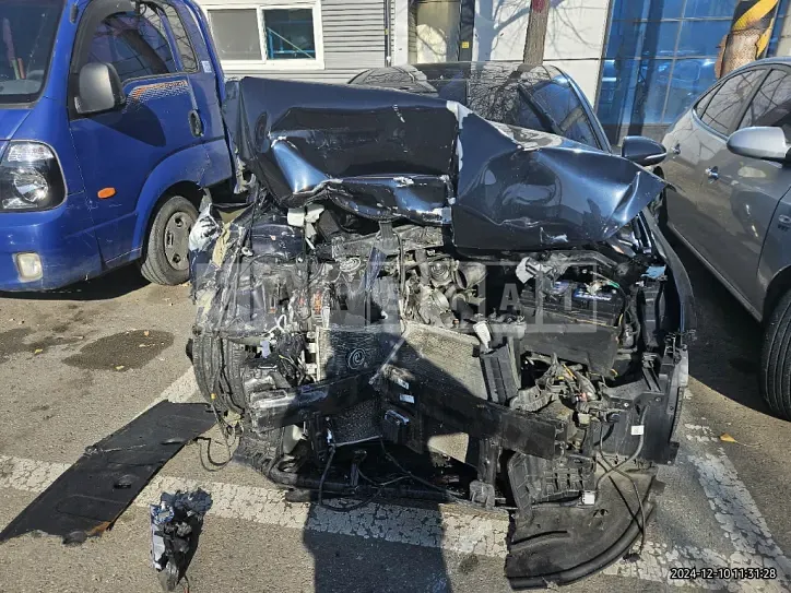Photo 2 of 16: 2019 Kia K5 2.0 — Korean insurance auction