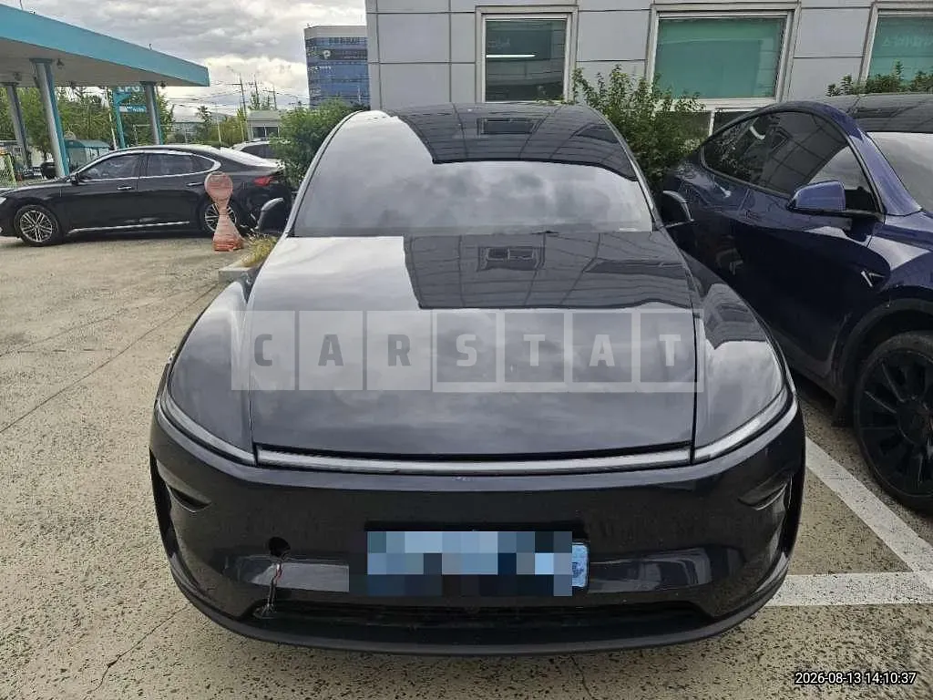 Photo 2 of 57: 2025 Tesla Model Y RWD — Korean insurance auction