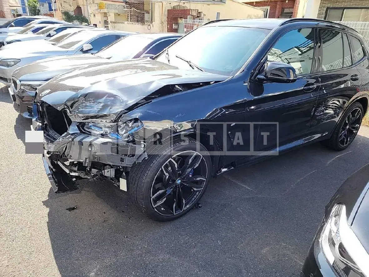 Photo 2 of 11: 2023 BMW X3 M40i, VIN WBA81DP01P9S95836 — Korean insurance auction