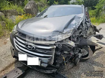 Photo 1 of 15: 2017 Hyundai Santa Fe — Korean insurance auction