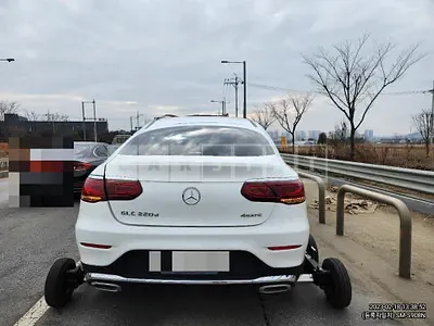 Photo 1 of 31: 2020 Mercedes-Benz GLC220 d 4Matic Coupe, VIN W1N0J1FB7LF832389 — Korean insurance auction