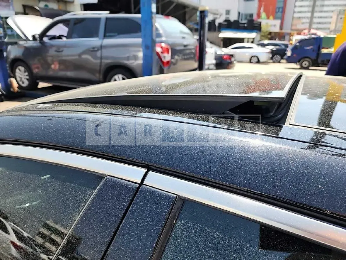 Photo 2 of 15: 2016 Genesis 3.3 — Korean insurance auction