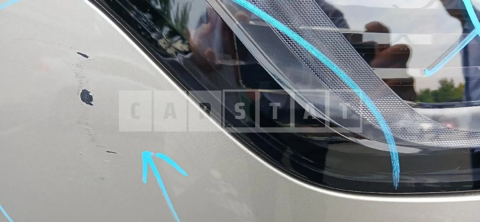 Photo 3 of 3: 2019 Land Rover (parts) Range Rover SDV8 Headlamp — Korean insurance auction