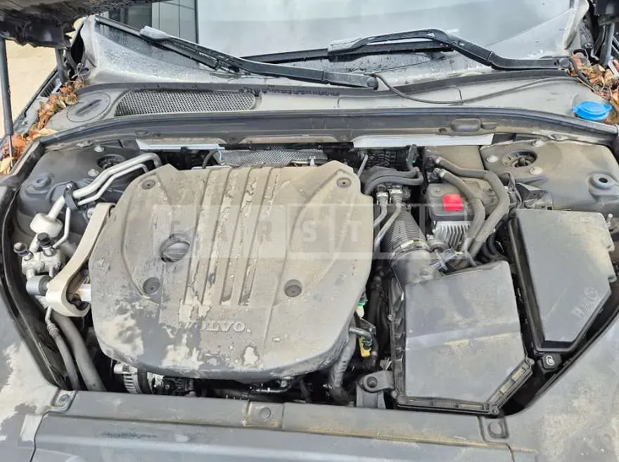 Photo 2 of 6: 2021 Volvo S90B5 — Korean insurance auction
