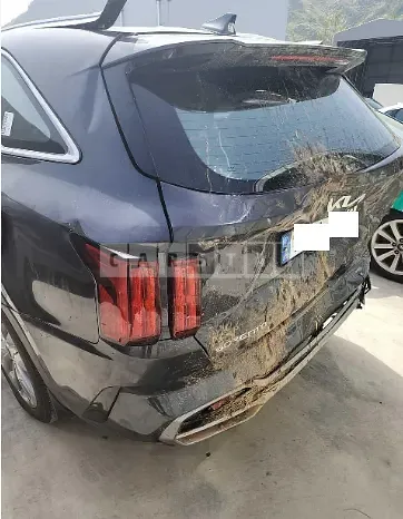 Photo 2 of 23: 2023 Kia Sorento, VIN KNARF81FGPA182439 — Korean insurance auction