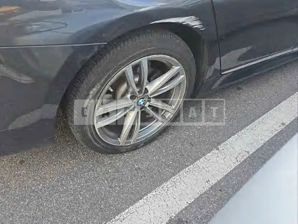 Photo 2 of 22: 2017 BMW 730Ld xDrive — Korean insurance auction