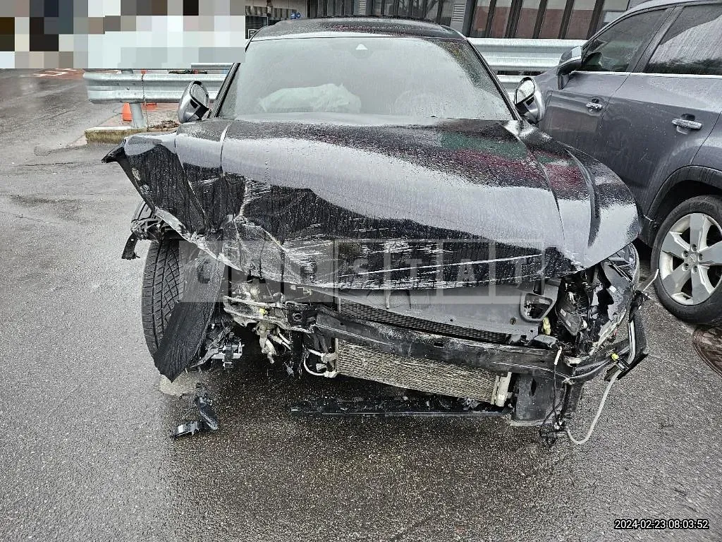 Photo 2 of 44: 2019 Volkswagen Atheon 2.0 TDI, VIN WVWZZZ3HZKE021490 — Korean insurance auction