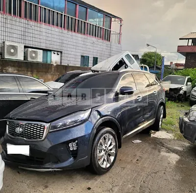 Photo 1 of 8: 2019 Kia Sorento — Korean insurance auction