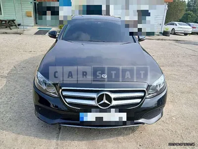 Photo 1 of 18: 2018 Mercedes-Benz E220 d 4Matic — Korean insurance auction