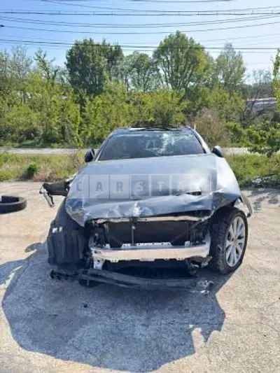 Photo 1 of 19: 2019 Mercedes-Benz E 300 — Korean insurance auction