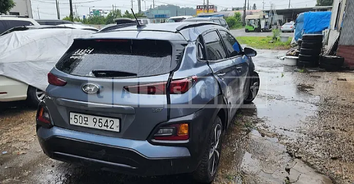 Photo 2 of 21: 2018 Hyundai Kona, VIN KMHK4815GJU089697 — Korean insurance auction