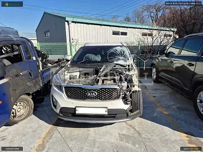 Photo 1 of 11: 2015 Kia Sorento, VIN KNAPH81ABFA079504 — Korean insurance auction