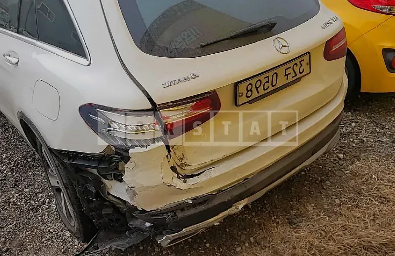 Photo 2 of 9: 2016 Mercedes-Benz GLC220d 4Matic, VIN WDC0G0FB7GF052845 — Korean insurance auction