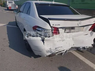 Photo 1 of 12: 2014 Mercedes-Benz E220 CDI — Korean insurance auction