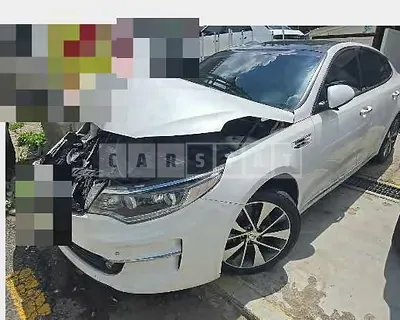 Photo 1 of 7: 2015 Kia K5 — Korean insurance auction
