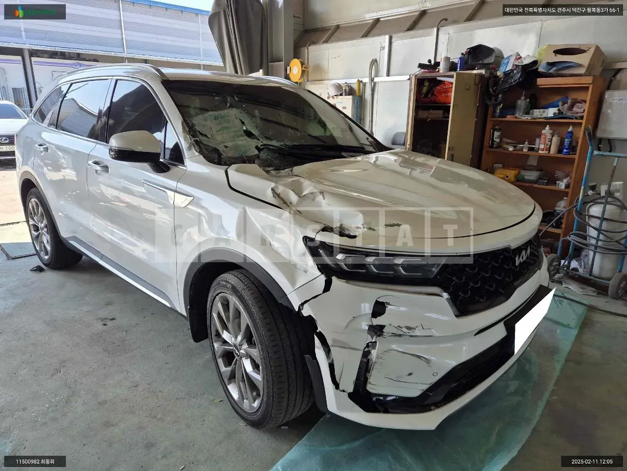 Photo 2 of 13: 2021 Kia Sorento, VIN KNARH81FGNA131778 — Korean insurance auction