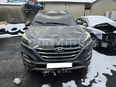 Photo 1 of 8: 2018 Hyundai Tucson, VIN KMHJ381ABJU781083 — Korean insurance auction