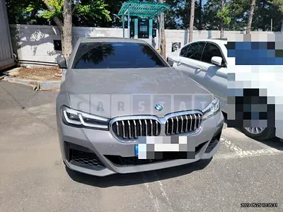 Photo 1 of 11: 2021 BMW 520i — Korean insurance auction