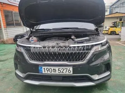 Photo 1 of 32: 2023 Kia Carnival — Korean insurance auction