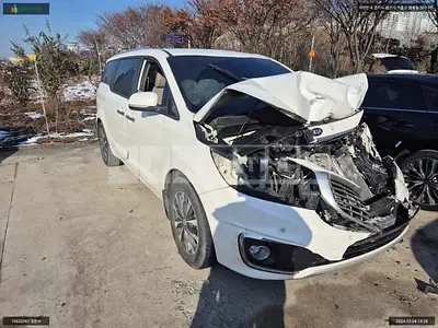 Photo 1 of 12: 2015 Kia Carnival, VIN KNAMB81ABGS170460 — Korean insurance auction