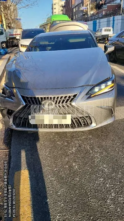 Photo 1 of 9: 2024 Lexus ES300h — Korean insurance auction