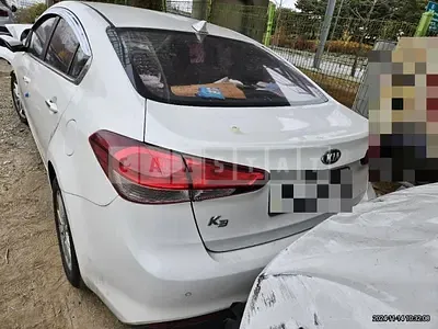 Photo 1 of 9: 2016 Kia K3 1.6 — Korean insurance auction