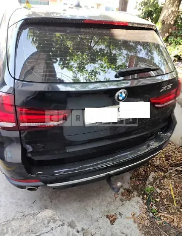 Photo 2 of 22: 2016 BMW X5 xDrive 30d, VIN WBAKS4101G0R80242 — Korean insurance auction