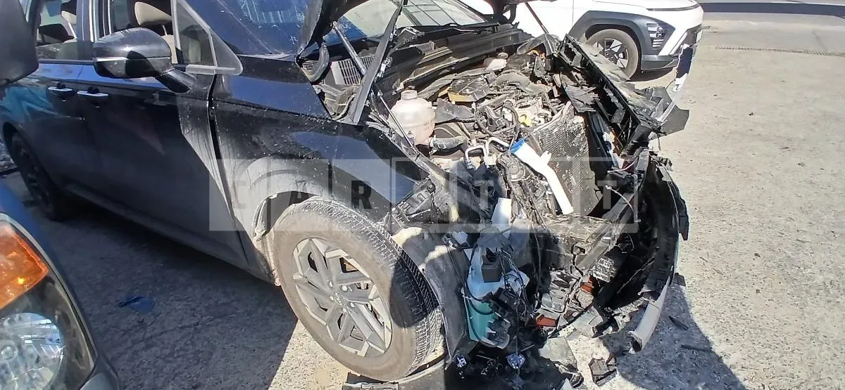 Photo 2 of 15: 2024 Kia Carnivals, VIN KNANB81BBRS427458 — Korean insurance auction