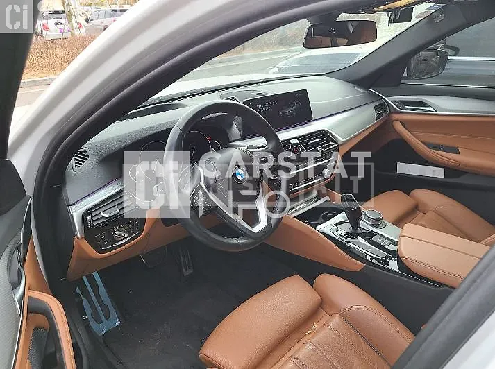 Photo 2 of 21: 2017 BMW 520d, VIN WBAJC3108JG994124 — Korean insurance auction