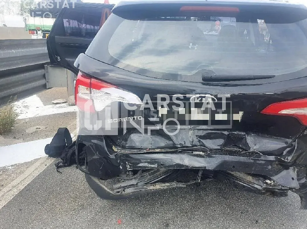 Photo 2 of 6: 2014 Kia Sorento R 2.0 (2WD) — Korean insurance auction