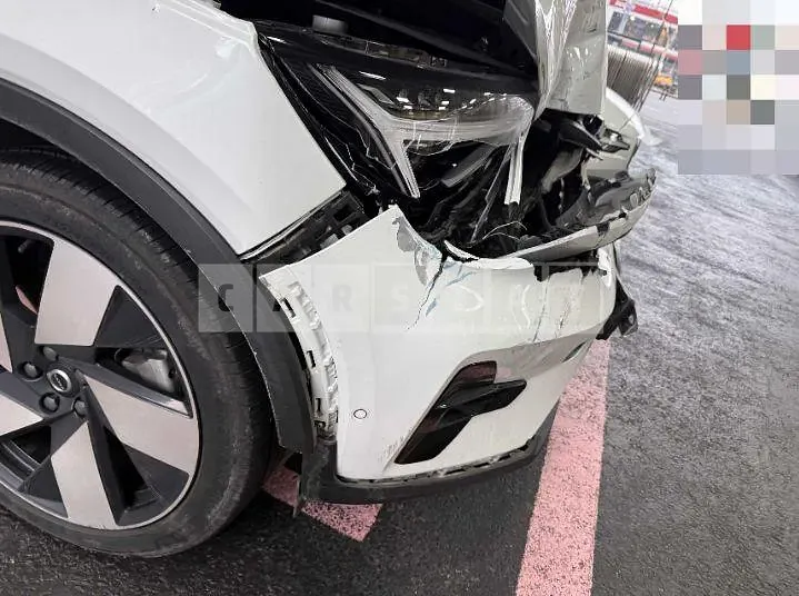 Photo 2 of 15: 2022 Volvo C40 Recharge Twin — Korean insurance auction
