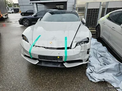 Photo 1 of 79: 2024 Porsche Taycan 4S — Korean insurance auction