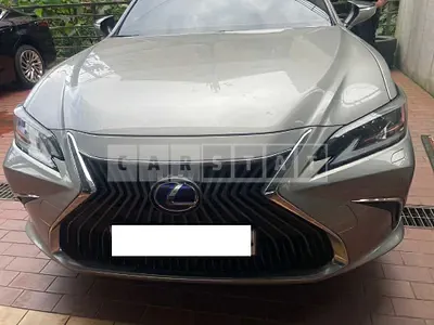 Photo 1 of 15: 2021 Lexus ES300h, VIN JTHBA1C19M2004122 — Korean insurance auction